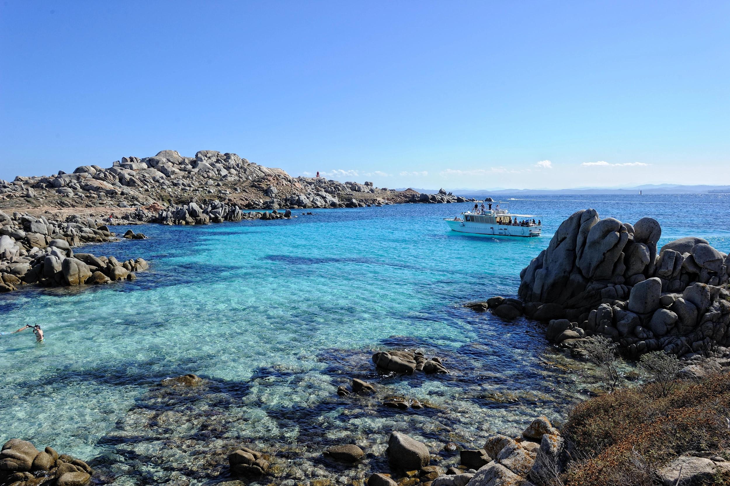 Expérience sensorielle entre vent, sel, et pleinitude absolue des iles Lavezzi